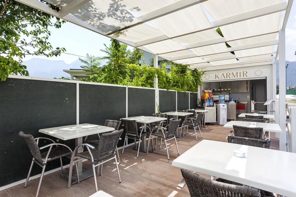 Hotel Karmir & 5*