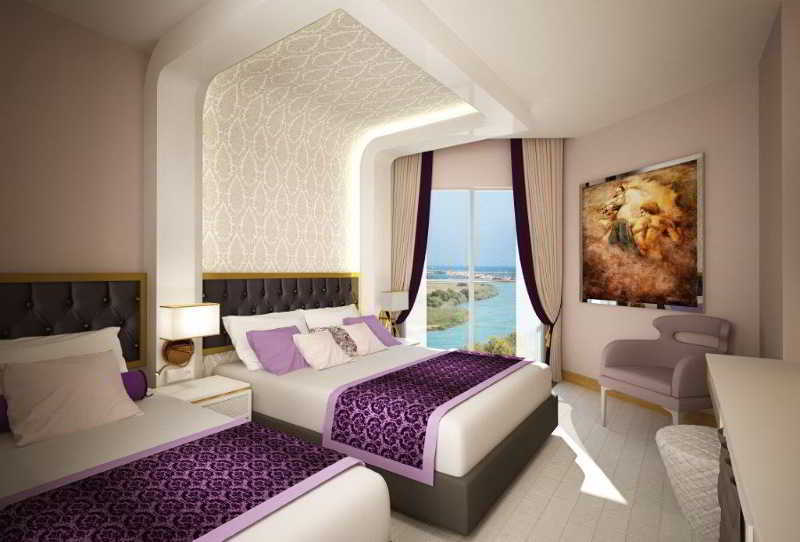 Water & Spa Resort 5*