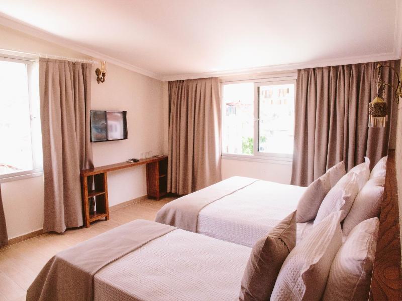 Hotel Infinity 3*