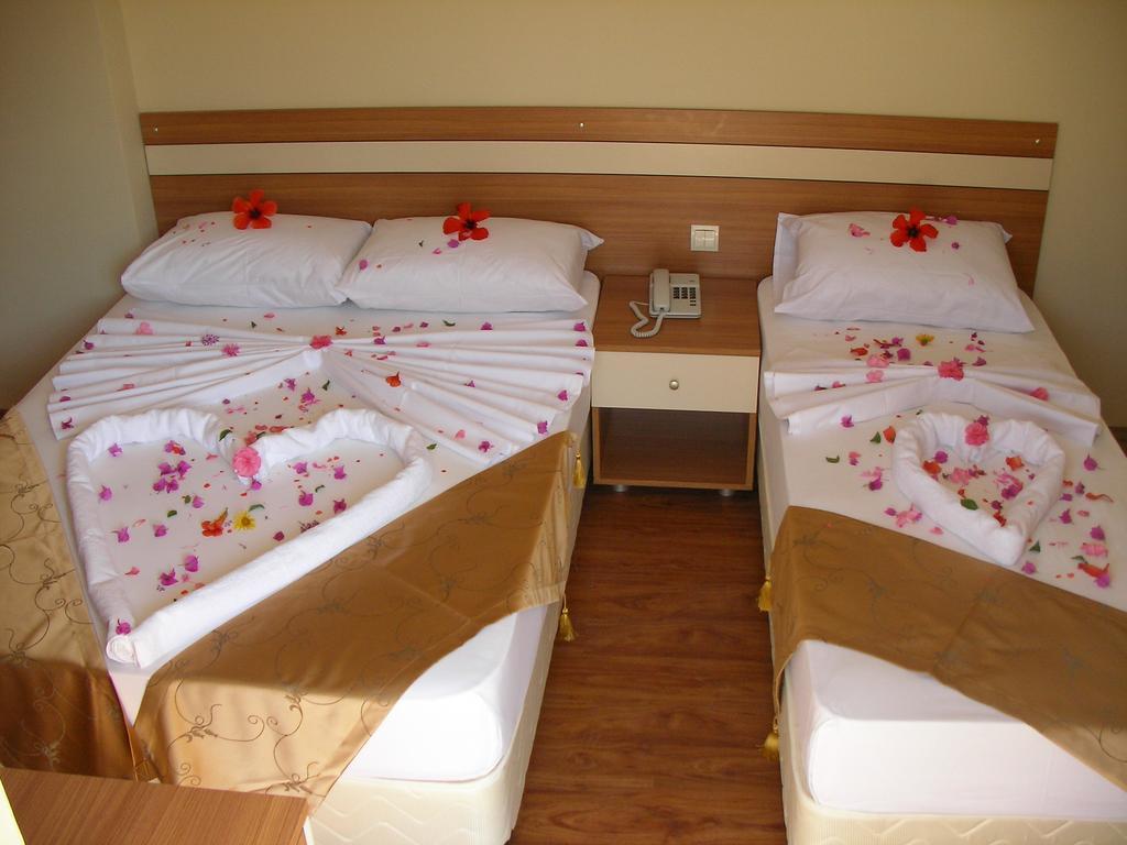 Bed & Breakfast Ercan 2*