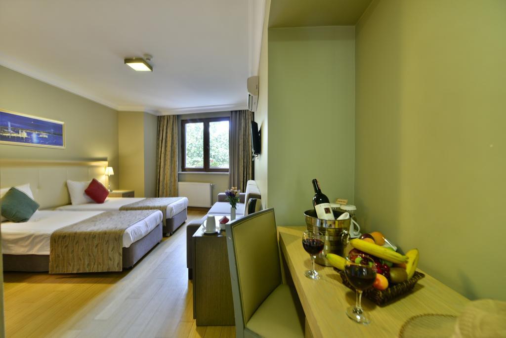 Hotel Agora Life - Special Class 4*
