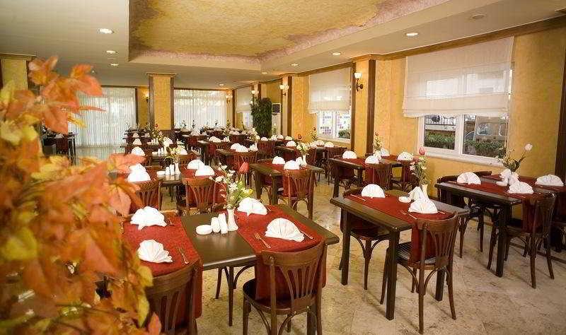 Arabella World Hotel 4*