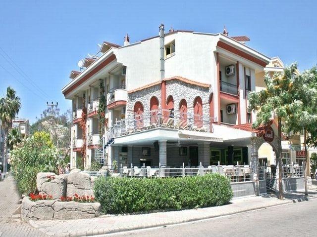 Club Dante 3*