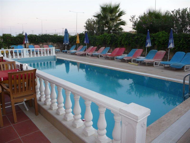 Hotel Sahara