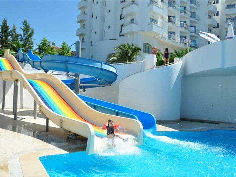 Resort Serenis 5*