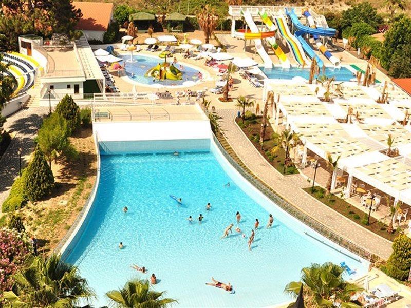 Resort Serenis
