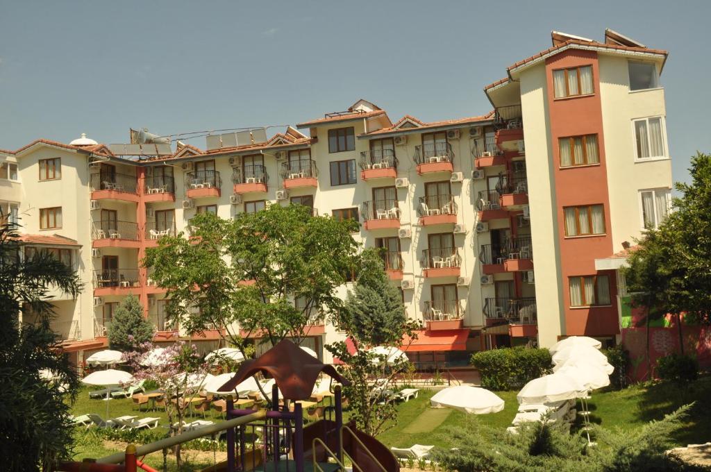 Inside 3*
