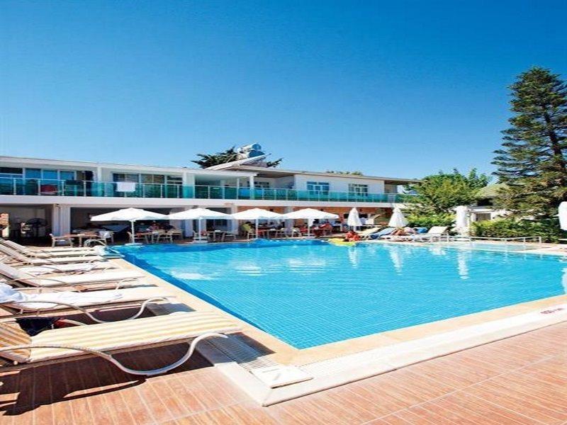 Hotel Clover Magic Altinkum Park