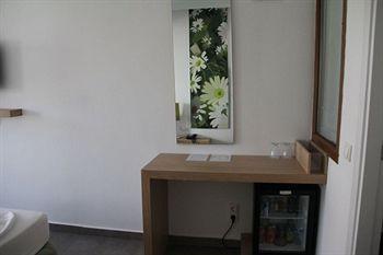 Hotel Club Cherry & Family 2*
