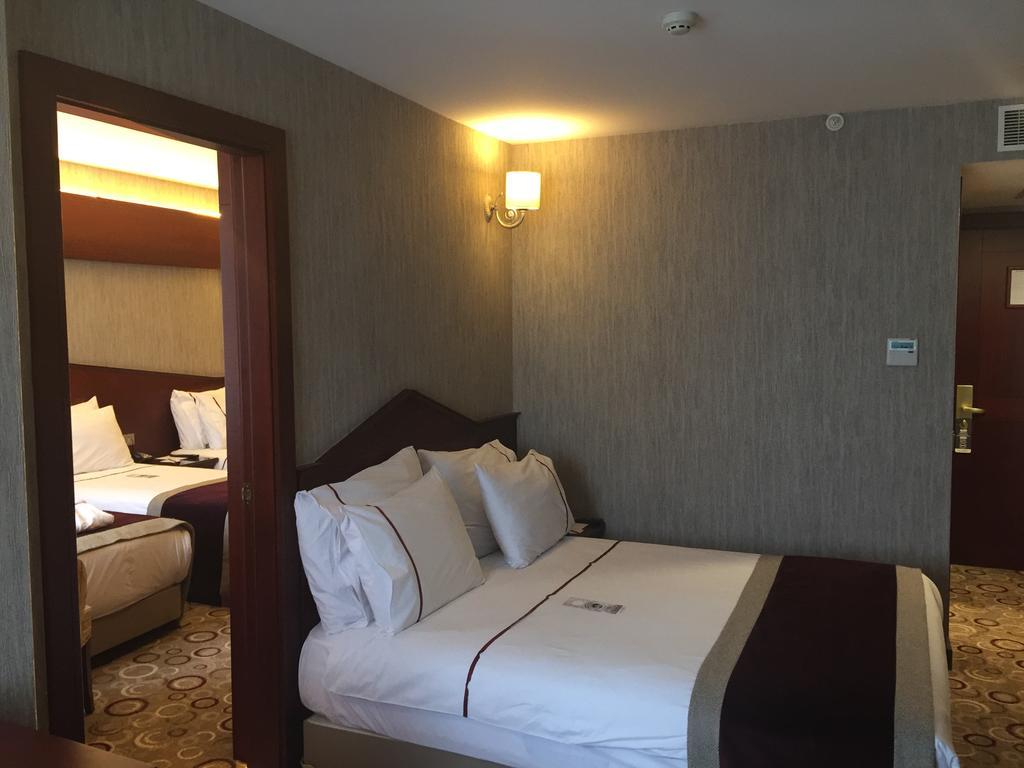 Hotel Taksim Gonen 4*