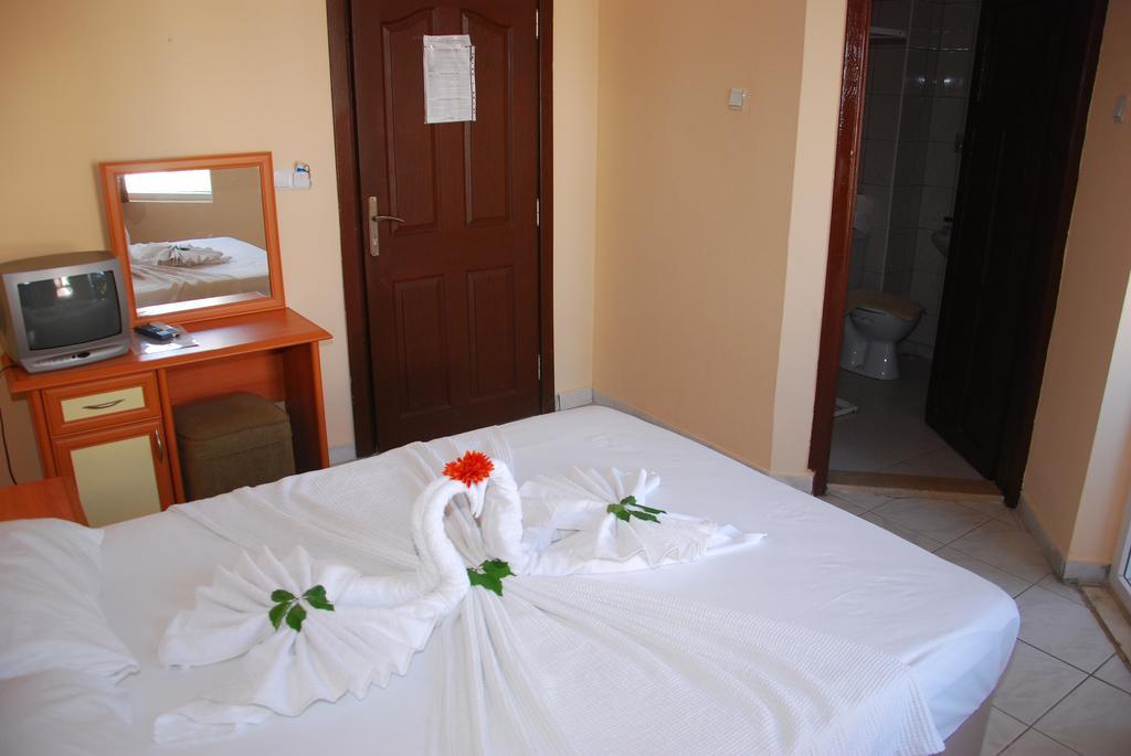 Hotel Angora Side