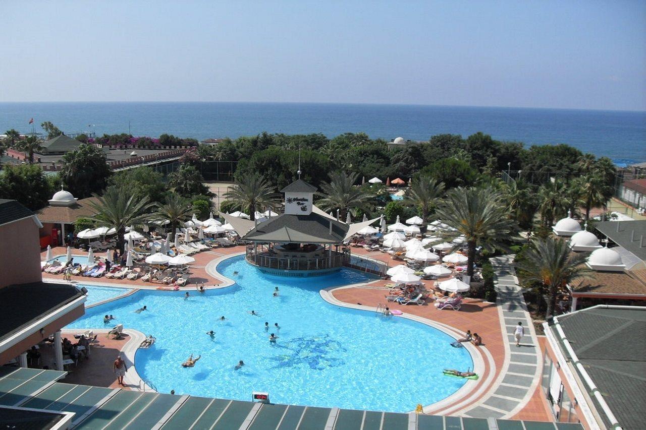 Insula & Hotel 5*