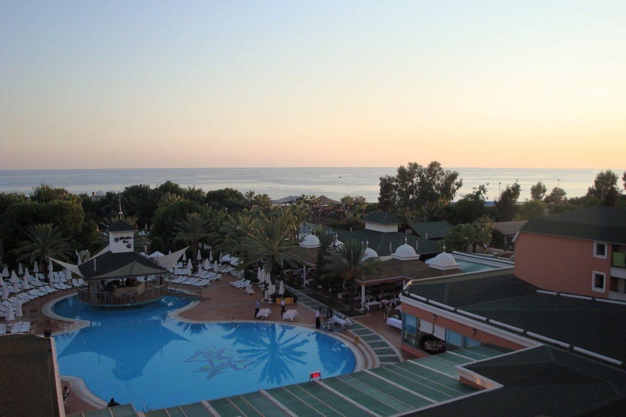Insula & Hotel