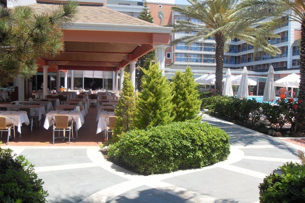 Insula & Hotel