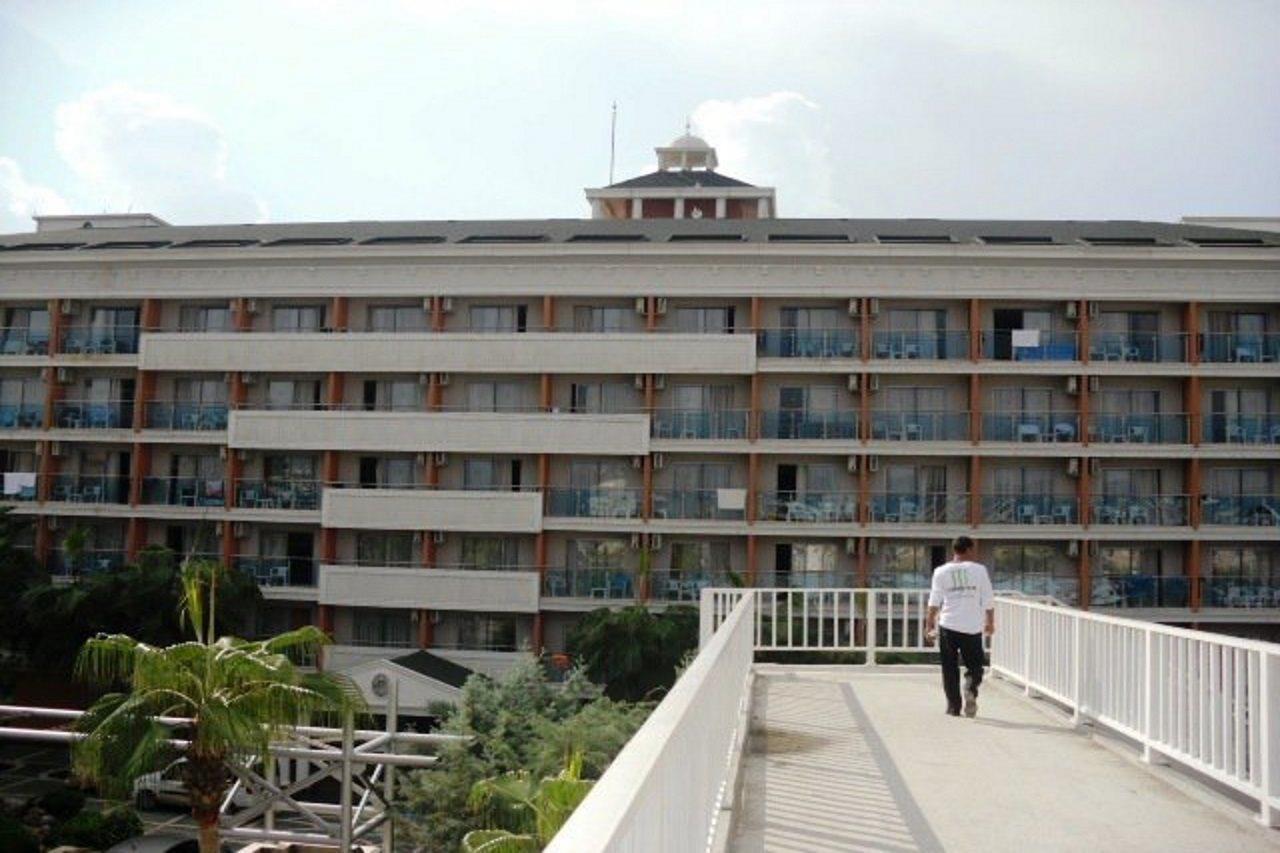 Insula & Hotel