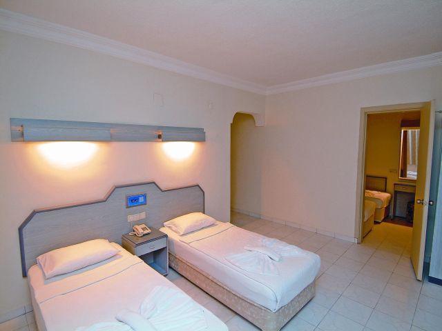 Hotel Saritas Only Family Concept 4*