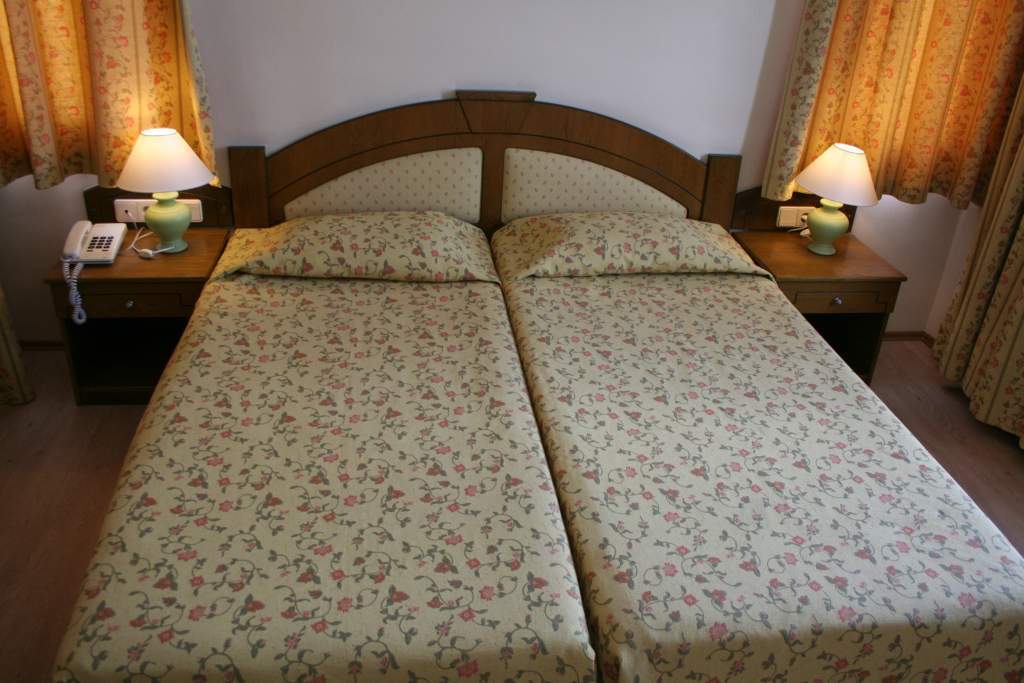 Sun Hotel 3*