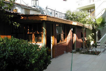 Yali Bed & Breakfast