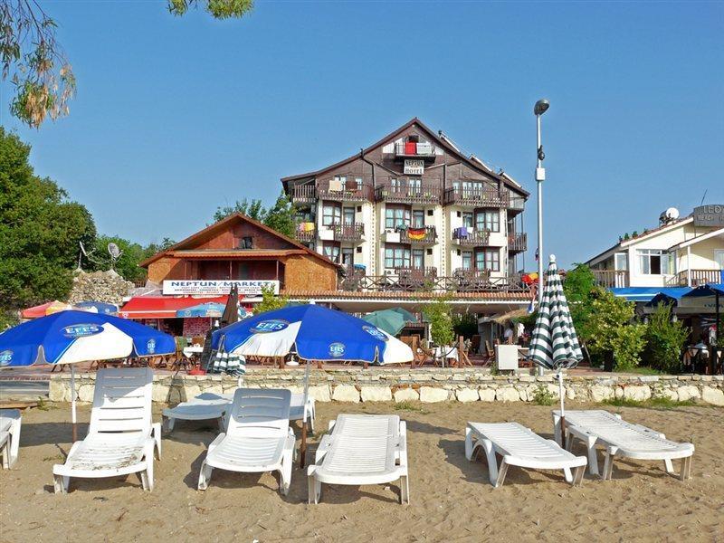 Neptun Hotel 3*