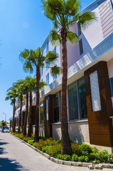 Sun Park 4* Side