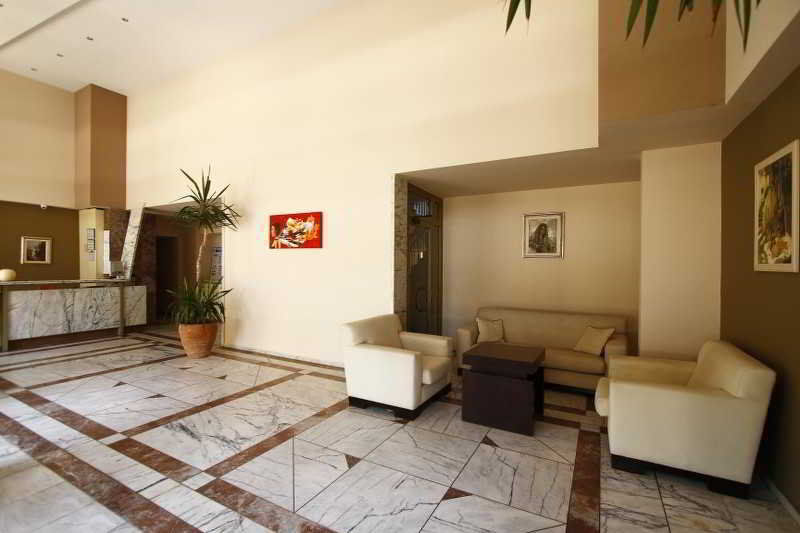 Greenmar Apartment