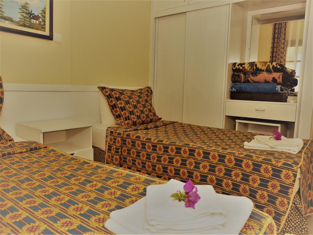 Victoria & Hotel 4*