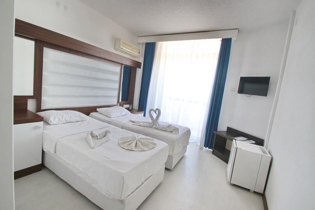 Hotel Asena 3*