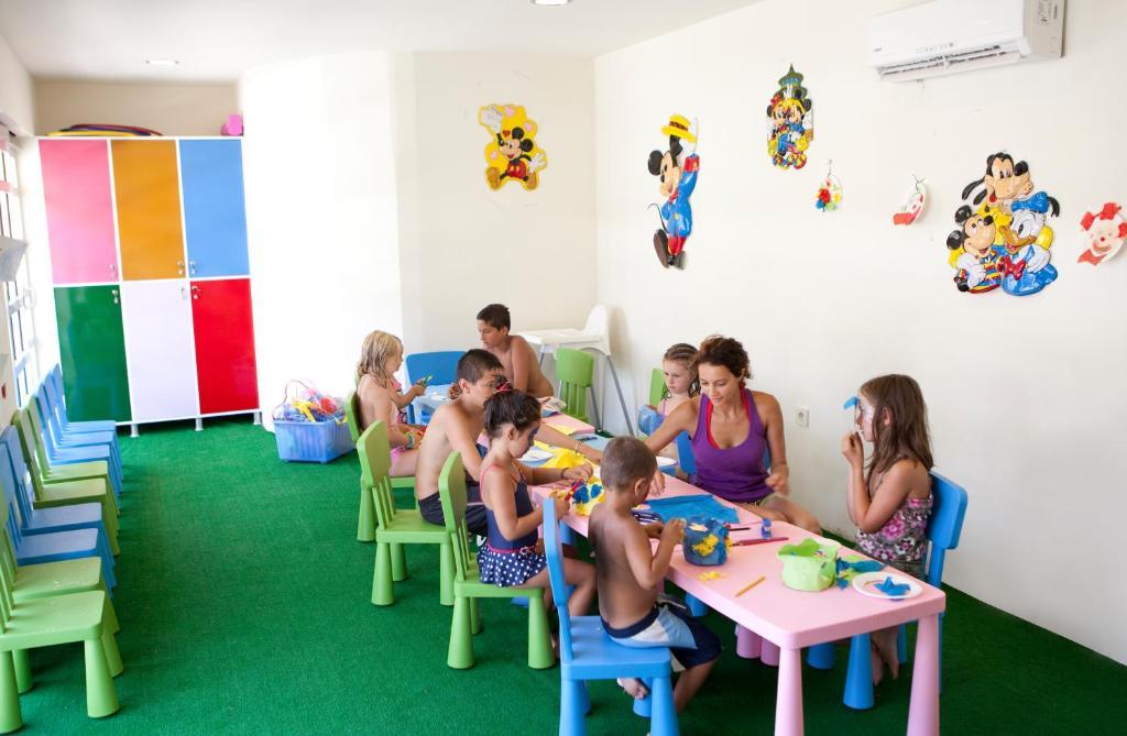 Dream Family Club Resort