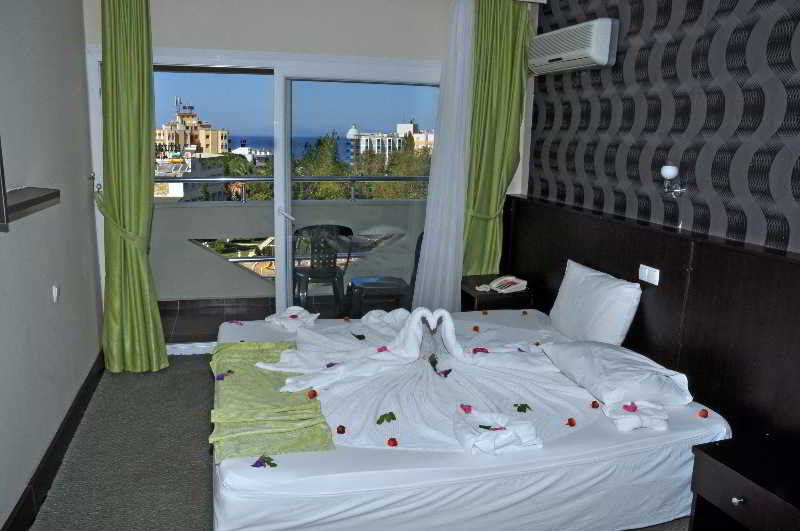 Gold Hotel 3*