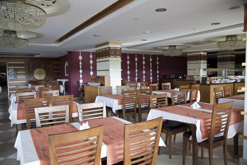 Holiday City Hotel