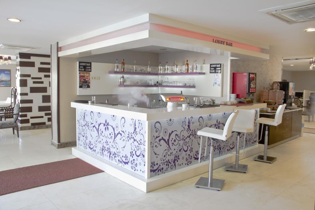 Holiday City 4*