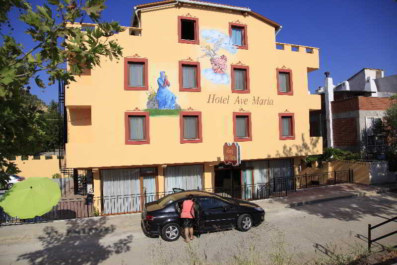 Ave Maria Hotel