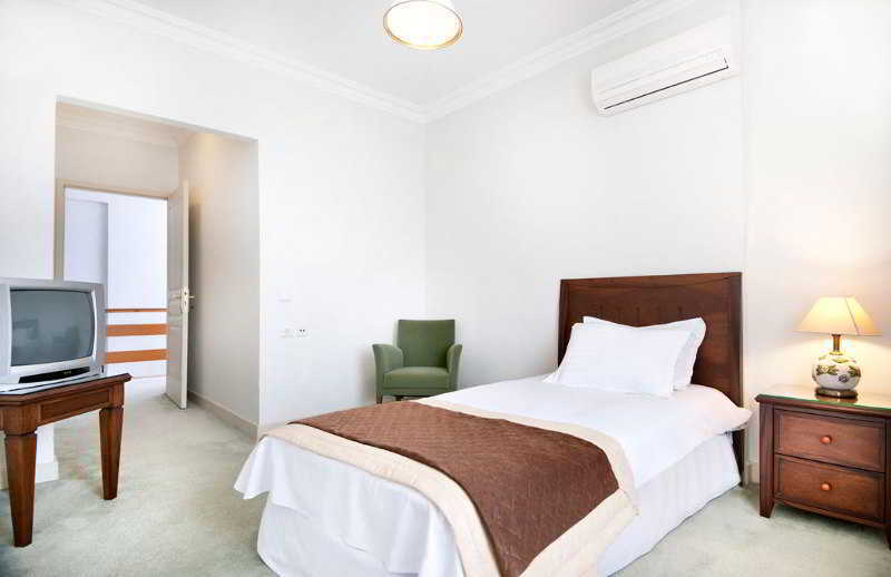 Best Inn Hotel 3*