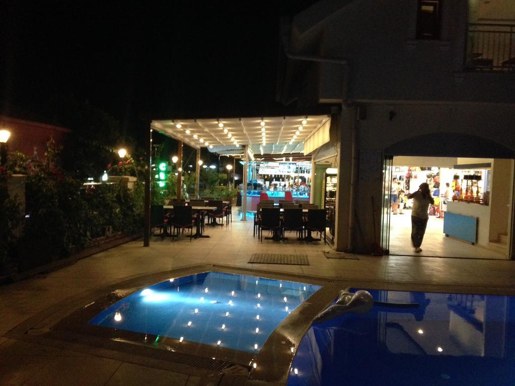 Aparthotel Ceren Family Suit Side