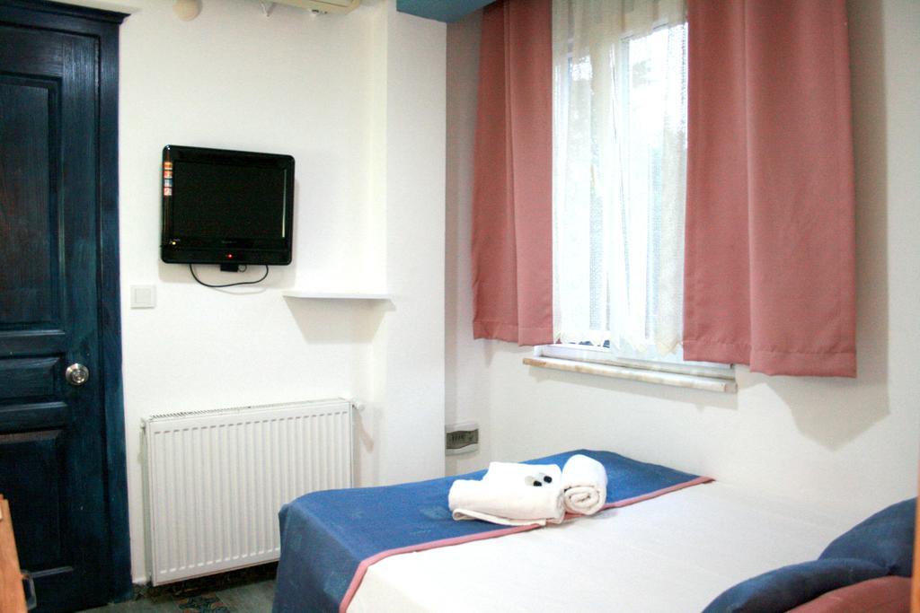 Hotel Aladeniz 2*