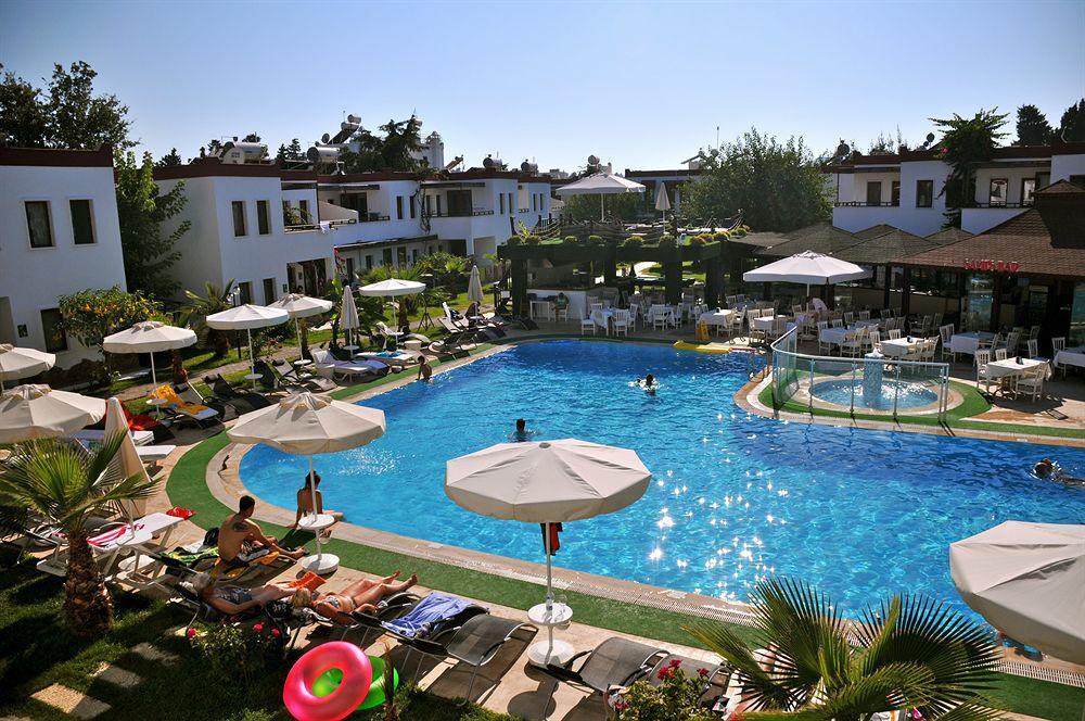 Club Cherry & Family Hotel Turgutreis