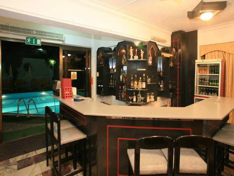 Saturn Hotel 3*