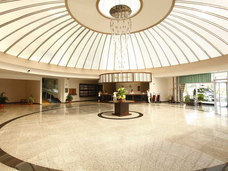 Cenger Resort
