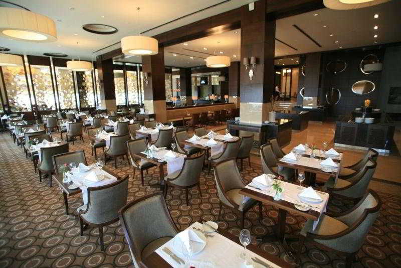 Hotel Titanic Business Kartal