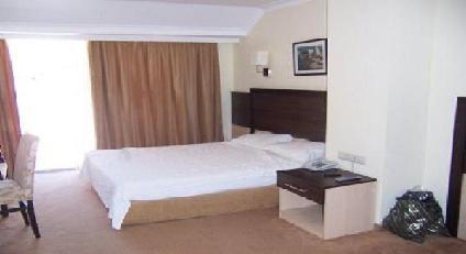 Hotel Insula &