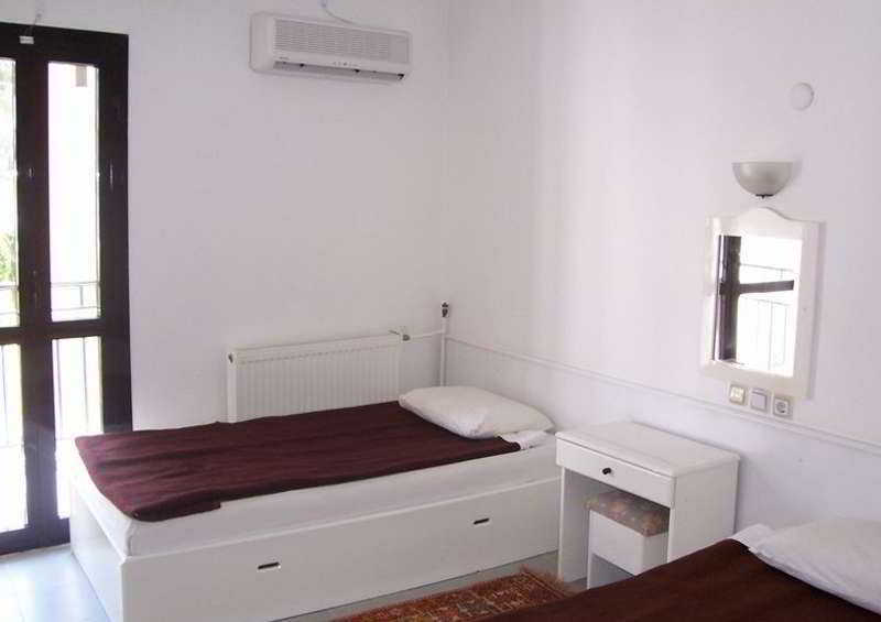 Monalisa Aparthotel 2*