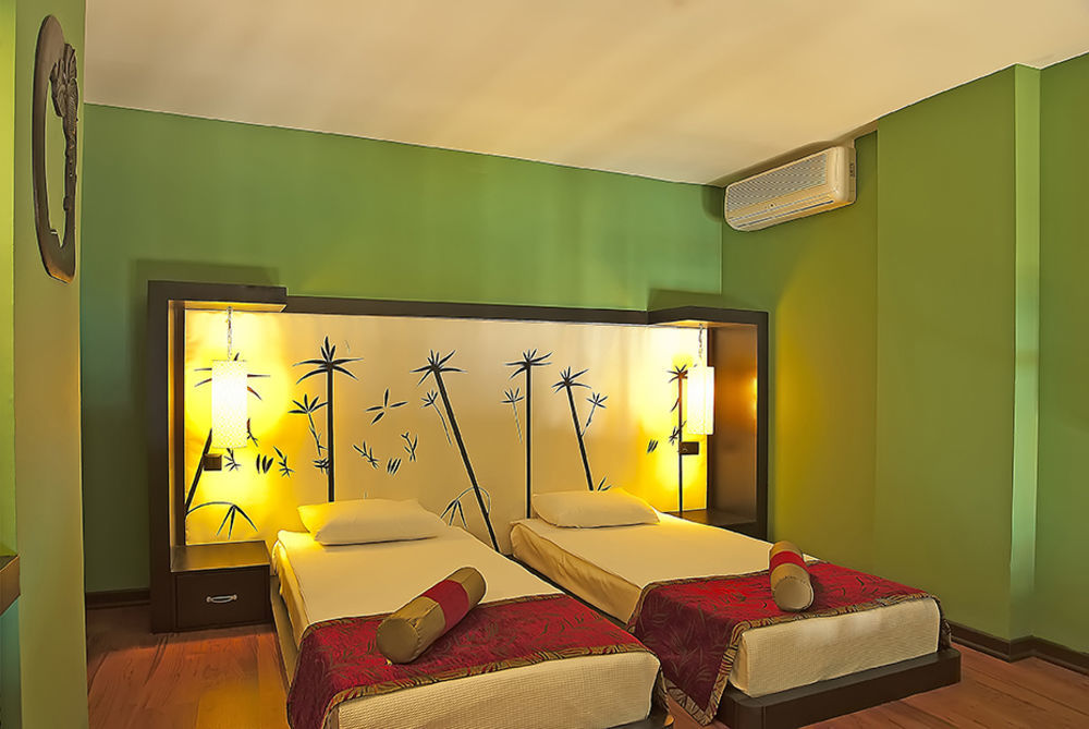 Siam Elegance & Hotel
