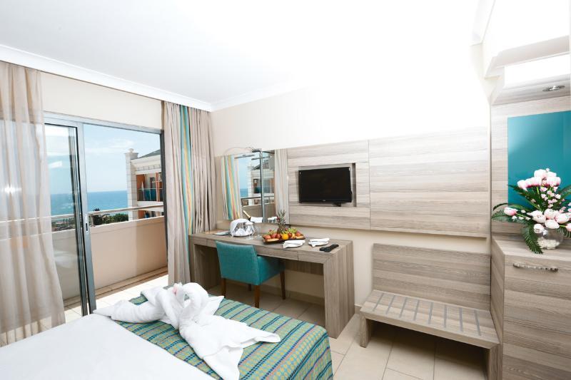 Insula & Hotel 5*