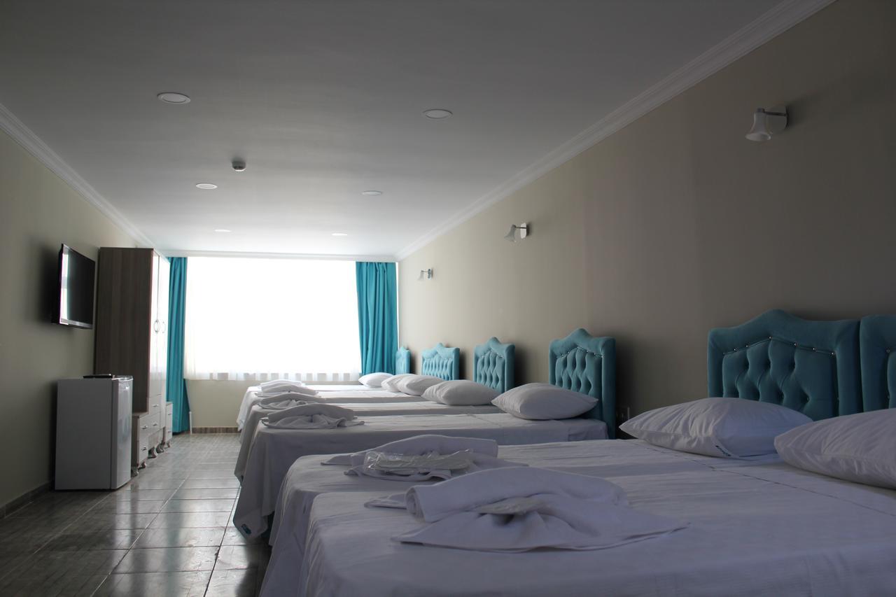 Gorur Hotel
