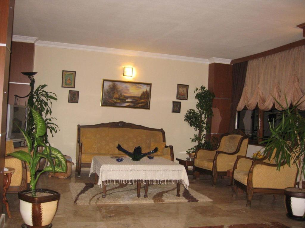 Mg Moms Hotel 3*