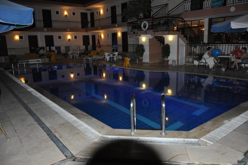 Mg Moms 3* Kemer