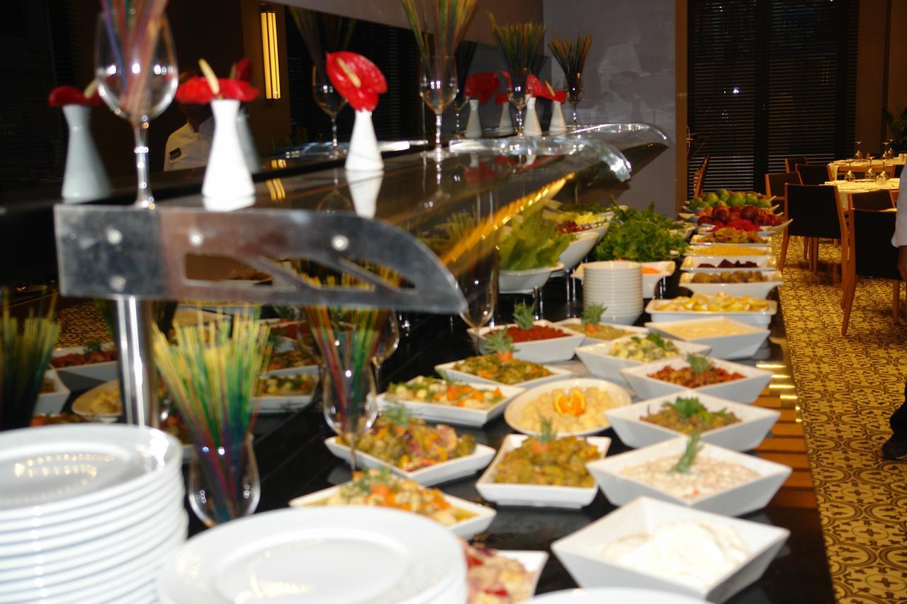 Hotel Dora 4*