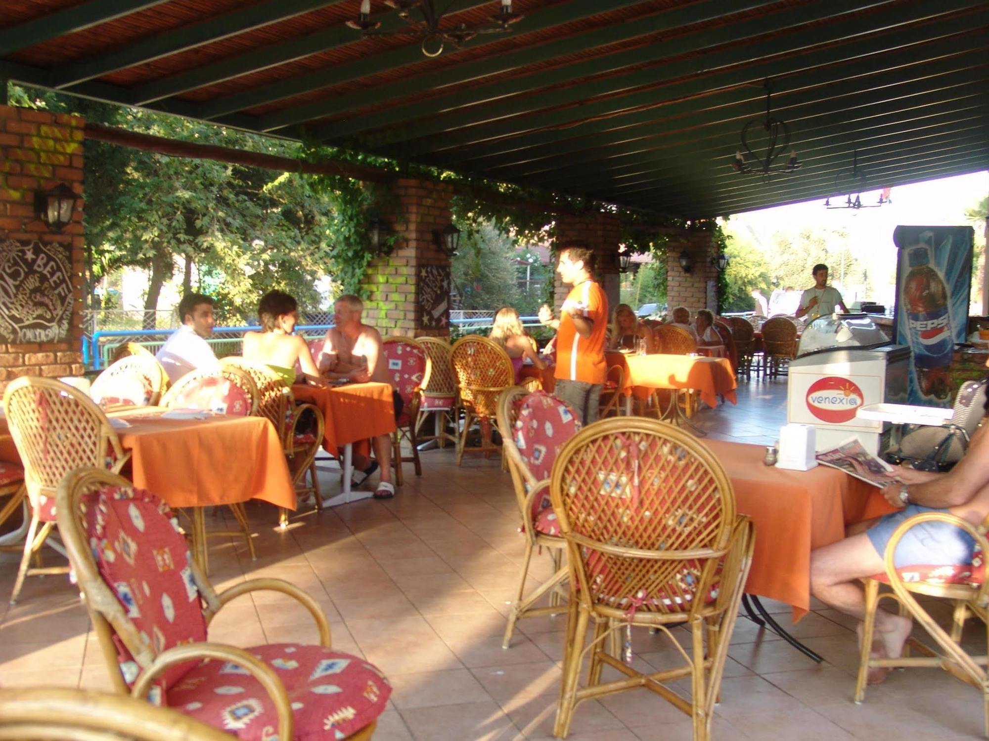 Club Sultan Maris