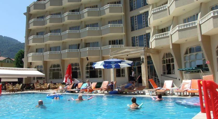 Selen Aparthotel