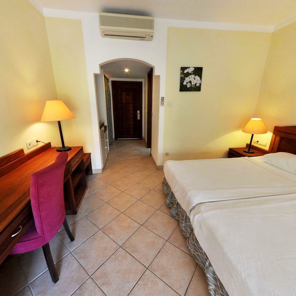 Hotel Okaliptus 4*